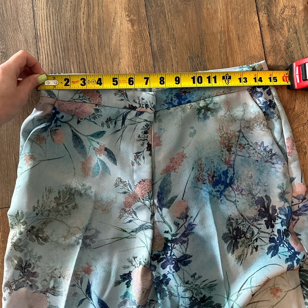 Floral Suit Set - Picture 5 of 6